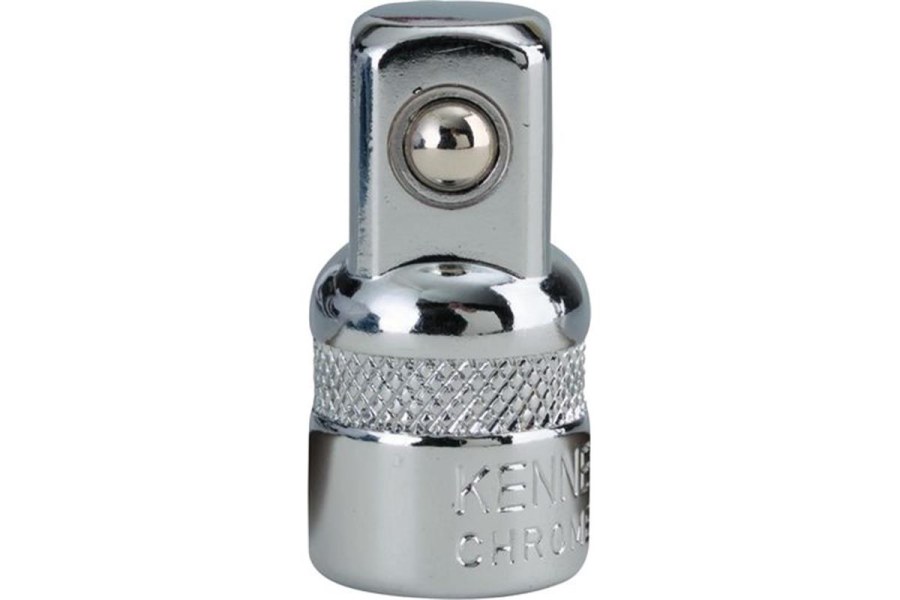 Redukce čtyřhranná 1/4" x 3/8", délka 27mm Kennedy